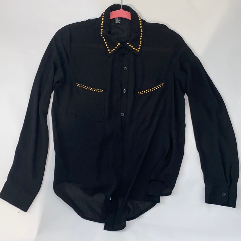 Small black F21 button up. Perfect for the office!